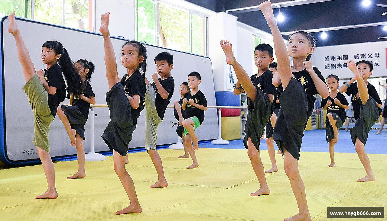 星空综合股份(中国)迎接挑战，创造未来。